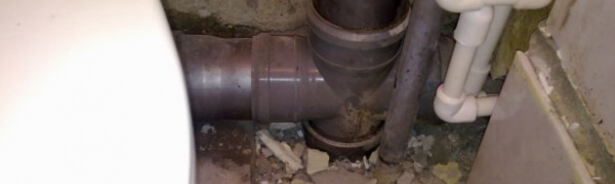 Демонтаж труб канализации (ПВХ) (рисунок)